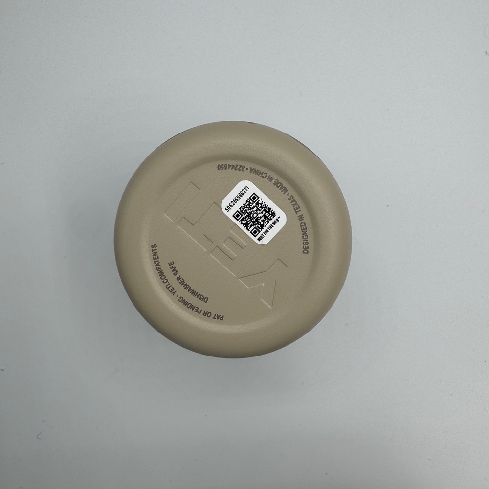 Yeti Tan Camo Colster NWT - Picture 3 of 3